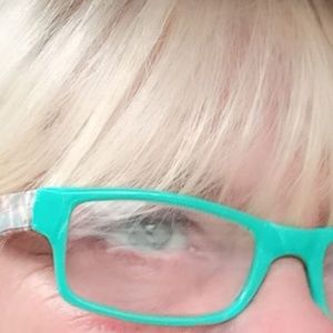 Meet your Posher, Marie